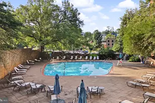 4000 Tunlaw Rd NW, Washington, DC 20007 - Photo 25