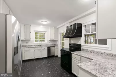 2925 Kanawha Street NW, Washington, DC 20015 - Photo 13