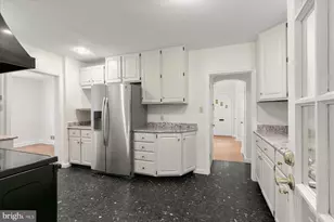 2925 Kanawha St NW, Washington, DC 20015 - Photo 15