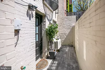 1832 Corcoran Street NW #B, Washington, DC 20009 - Photo 11