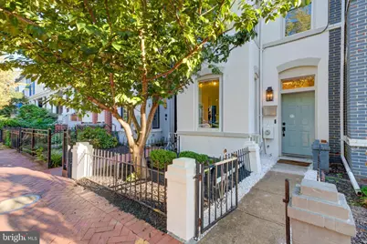 607 L Street NE, Washington, DC 20002 - Photo 1