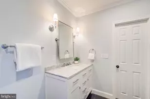 607 L St NE, Washington, DC 20002 - Photo 9