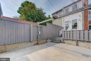 621 4th St NE, Washington, DC 20002 - Photo 15