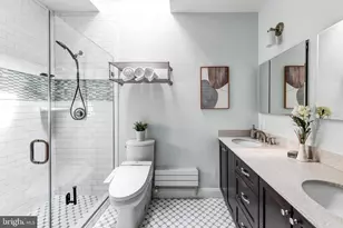 621 4th St NE, Washington, DC 20002 - Photo 9