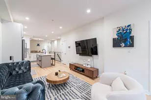 731 Fairmont St NW, Washington, DC 20001 - Photo 3