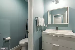 731 Fairmont St NW, Washington, DC 20001 - Photo 15