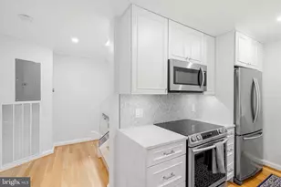 3222 Cherry Hill Ln NW, Washington, DC 20007 - Photo 9