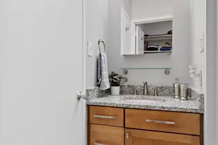 2201 L St NW, Washington, DC 20037 - Photo 15