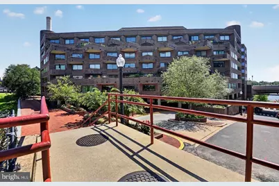 1015 33rd Street NW #705, Washington, DC 20007 - Photo 1