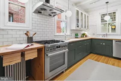 158 12th Street SE, Washington, DC 20003 - Photo 13