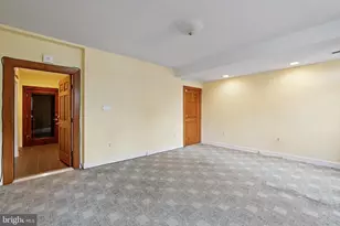 701 E St SE, Washington, DC 20003 - Photo 11