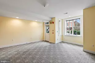 701 E St SE, Washington, DC 20003 - Photo 7