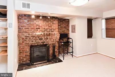 725 12th Street NE #B, Washington, DC 20002 - Photo 5