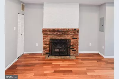725 12th Street NE #A, Washington, DC 20002 - Photo 3