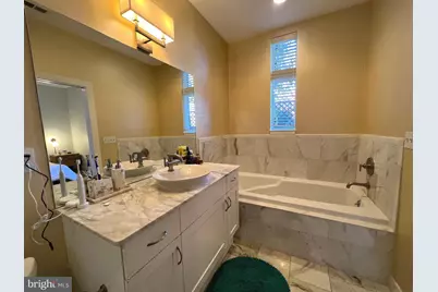 1209 O Street NW #1, Washington, DC 20005 - Photo 27