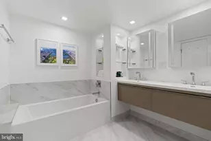 700 New Hampshire Ave NW, Washington, DC 20037 - Photo 31