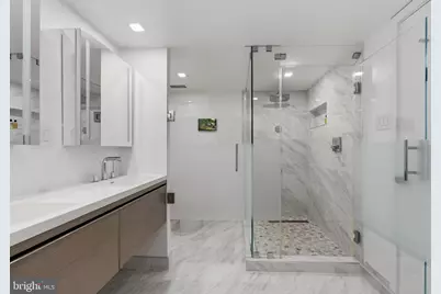 700 New Hampshire Avenue NW #120, Washington, DC 20037 - Photo 33