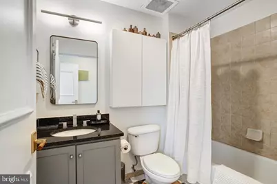 150 V Street NW #V305, Washington, DC 20001 - Photo 23