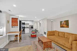1495 Newton St NW, Washington, DC 20010 - Photo 9