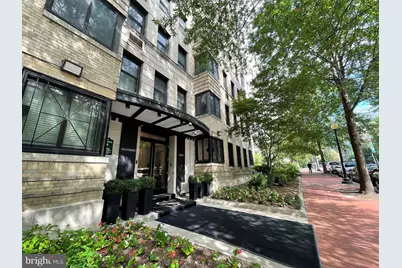 1010 25th Street NW #204, Washington, DC 20037 - Photo 1