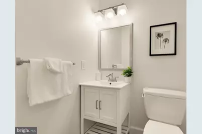 1027 7th Street NE, Washington, DC 20002 - Photo 15