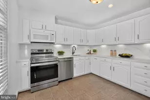 2828 Wisconsin Ave NW, Washington, DC 20007 - Photo 15