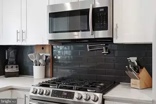 309 35th St NE, Washington, DC 20019 - Photo 15