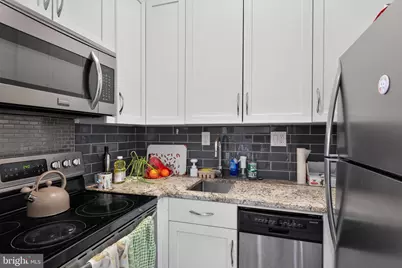 1615 Q Street NW #1210, Washington, DC 20009 - Photo 21