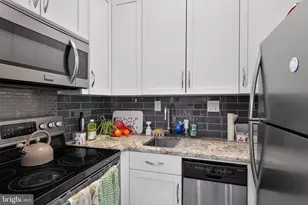 1615 Q St NW, Washington, DC 20009 - Photo 21