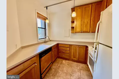 2310 Ashmead Place NW #106, Washington, DC 20009 - Photo 7