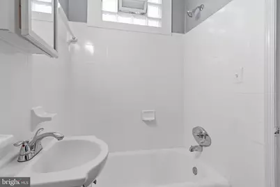 1715 Capitol Avenue NE, Washington, DC 20002 - Photo 17