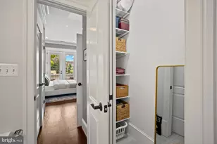 42 W St NW, Washington, DC 20001 - Photo 25