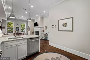 42 W St NW, Washington, DC 20001 - Photo 13