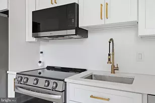2105 M St NE, Washington, DC 20002 - Photo 13
