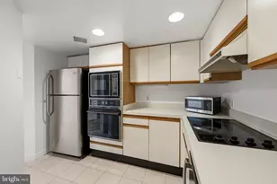 1099 22nd Street NW, Washington, DC 20037 - Photo 7