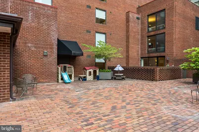 1099 22nd Street NW #103, Washington, DC 20037 - Photo 27