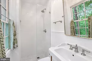 6139 30th St NW, Washington, DC 20015 - Photo 23