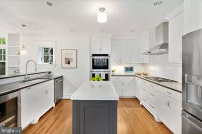 6139 30th Street NW, Washington, DC 20015 - Photo 11