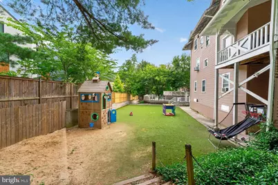 3214 Newark Street NW, Washington, DC 20008 - Photo 29