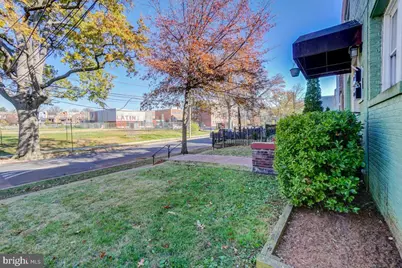 240 Hamilton Street NW #4, Washington, DC 20011 - Photo 3