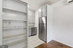 237 8th St NE, Washington, DC 20002 - Photo 9