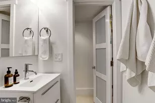 3522 P St NW, Washington, DC 20007 - Photo 47