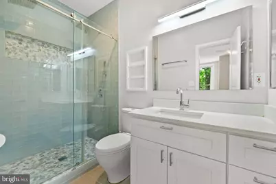 1631 Monroe Street NW, Washington, DC 20010 - Photo 17