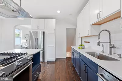11 Hamilton Street NE, Washington, DC 20011 - Photo 7