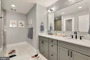1343 Newton St NW, Washington, DC 20010 - Photo 17
