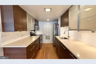 523 8th Street NE #T-1, Washington, DC 20002 - Photo 7