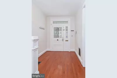 222 R Street NE, Washington, DC 20002 - Photo 5