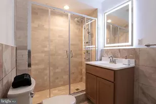 1516 Buchanan St NW, Washington, DC 20011 - Photo 27