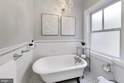 330 14th Place NE #4, Washington, DC 20002 - Photo 13