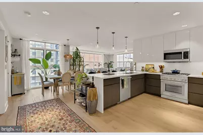 1827 Wiltberger Street NW #403, Washington, DC 20001 - Photo 3